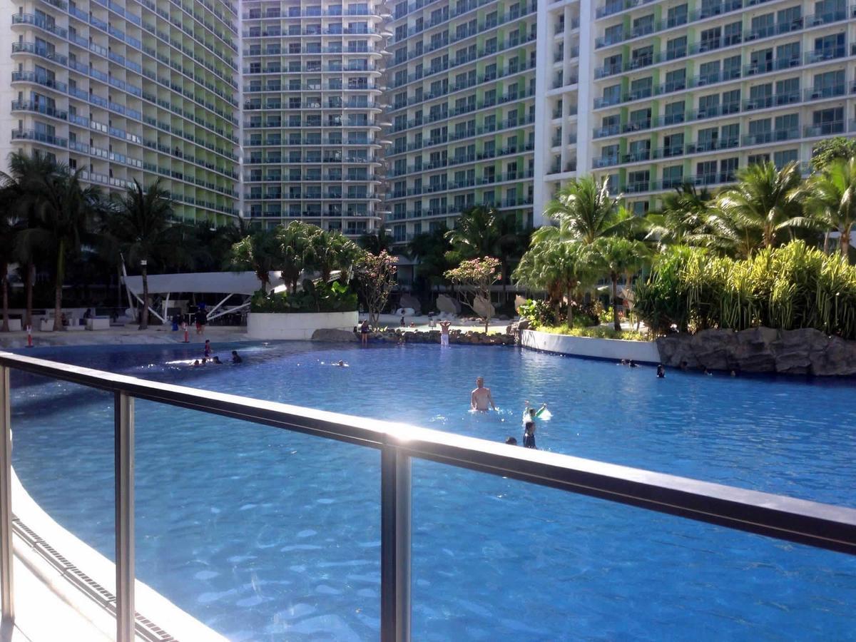 Azure Urban Resort Residences Manila Bagian luar foto